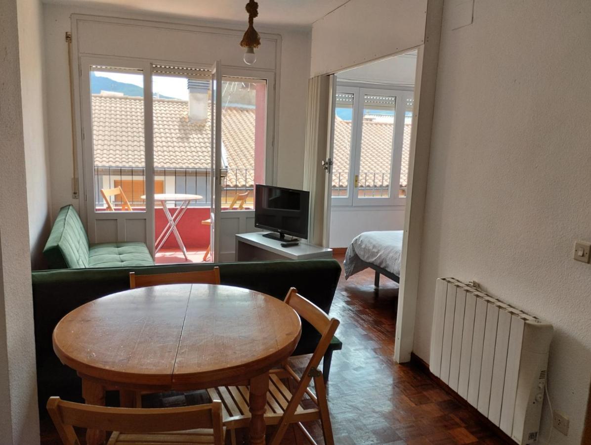 Luminoso, Centrico Y Silencioso Apartamento Хака Екстериор снимка