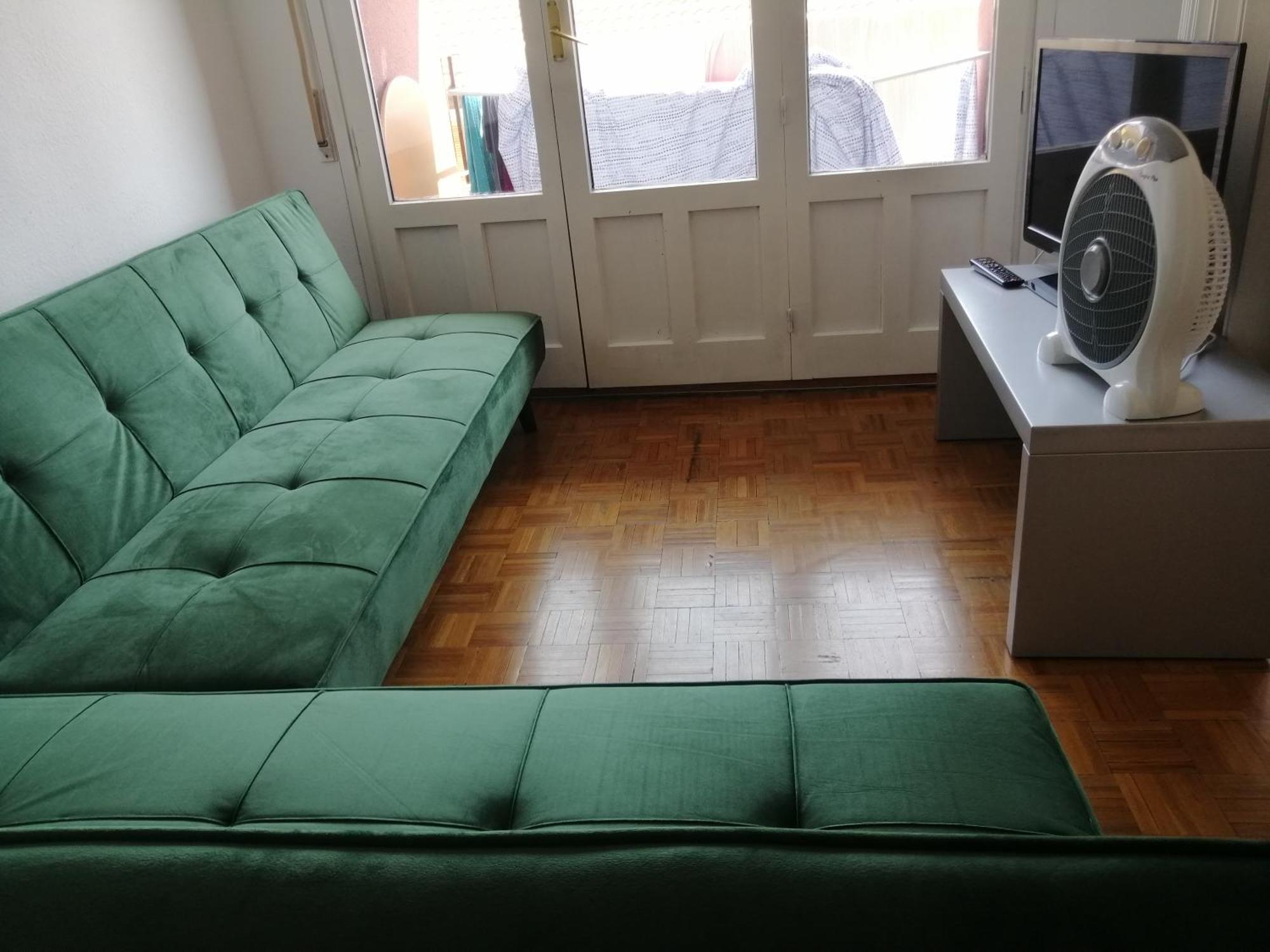 Luminoso, Centrico Y Silencioso Apartamento Хака Стая снимка